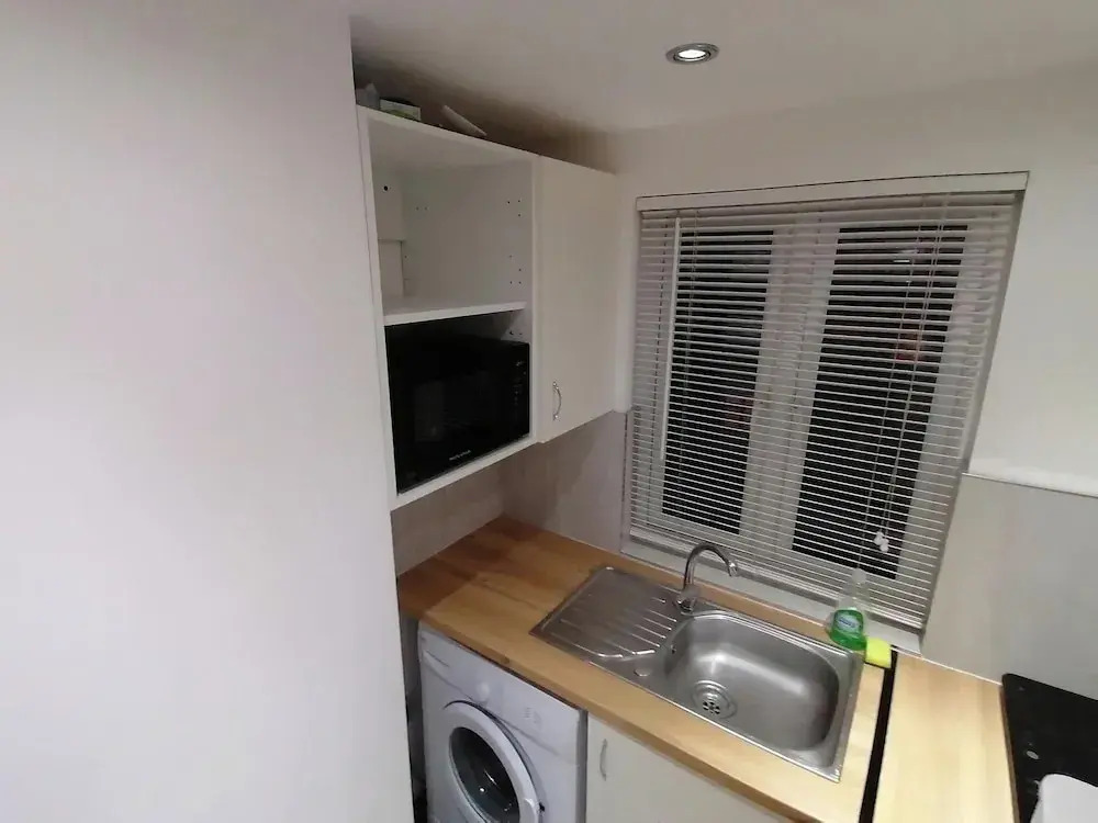 1-bed Apartment Near Coventry Hospital