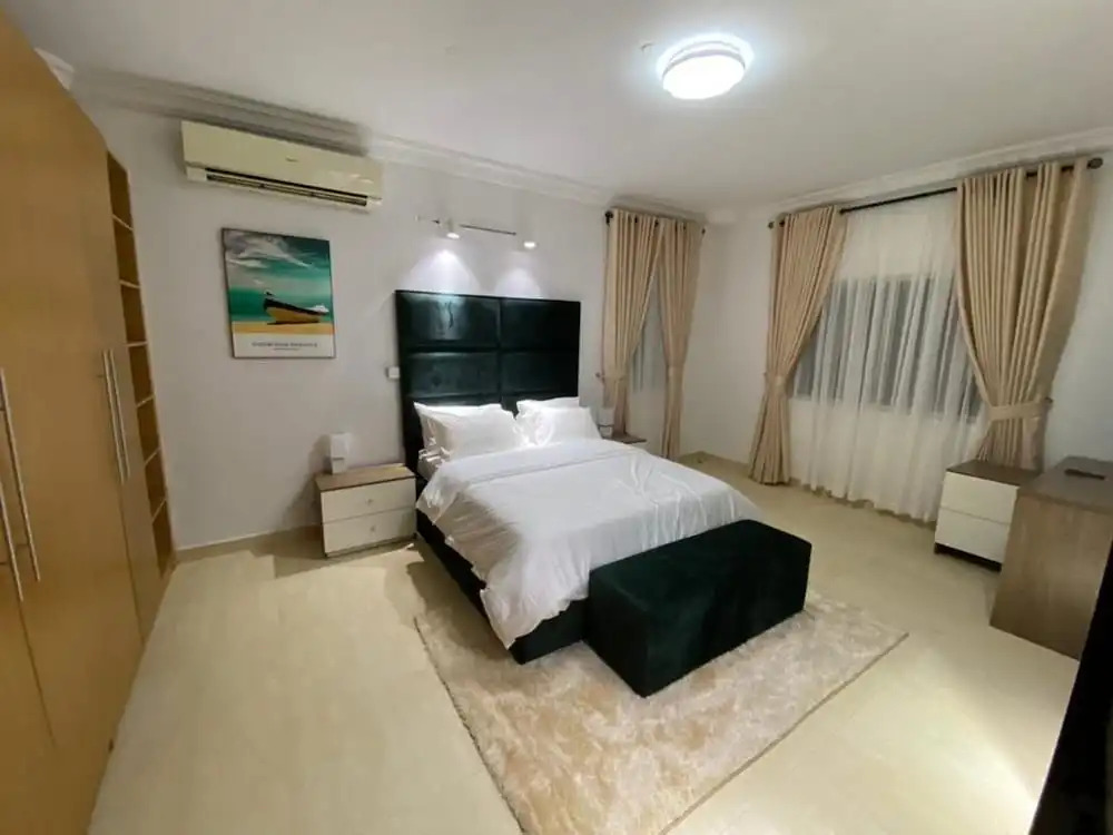 Charming and Spacious 3 Bed in Lekki Phase1