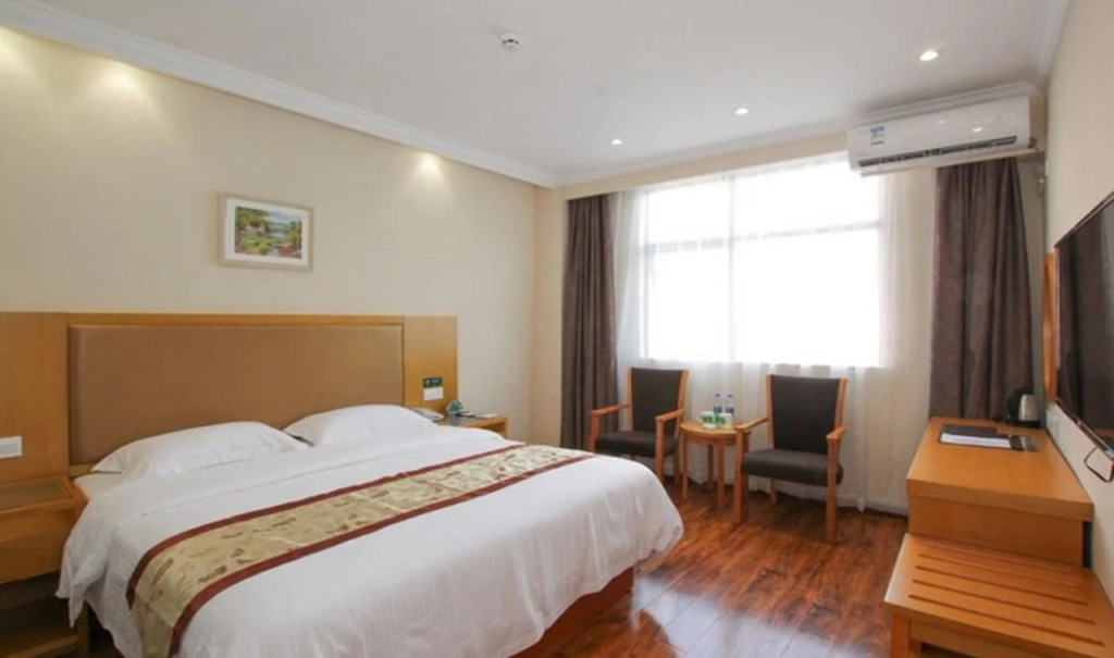 GreenTree Inn Guilin Qixing District Wanda Square Hotel
