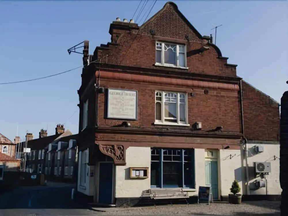The George Inn