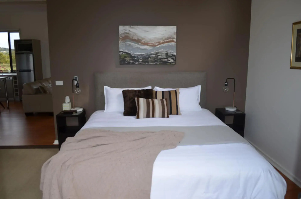 Cowes Luxury Beachfront Apartment - Phillip Island