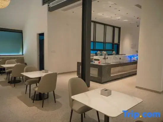 Shiguang Holiday Hotel (County Government Branch)