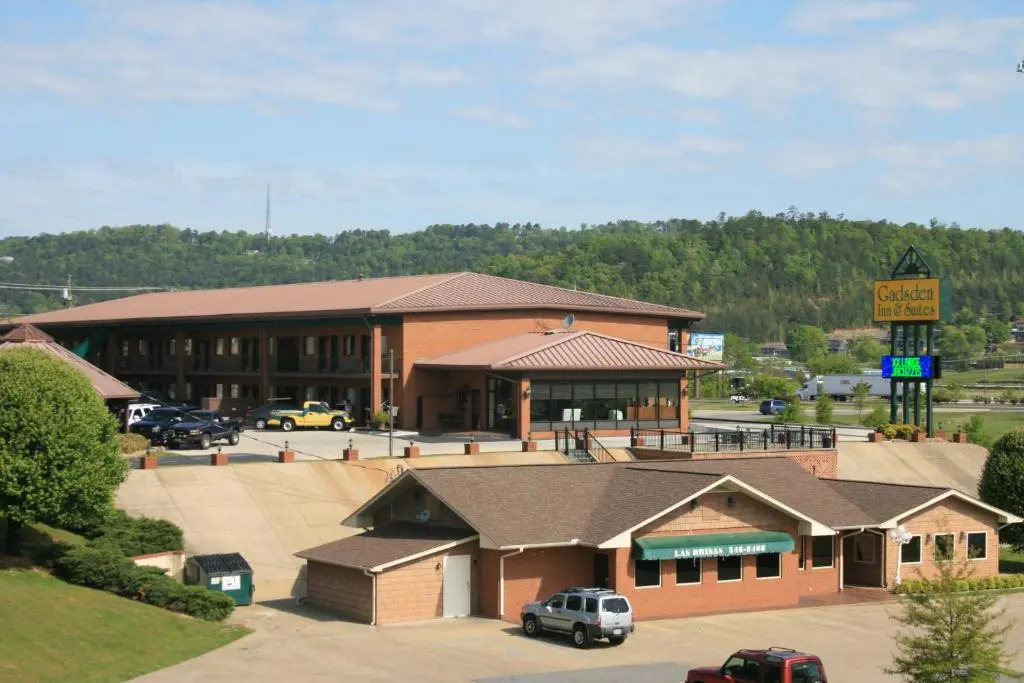 Gadsden Inn and Suites