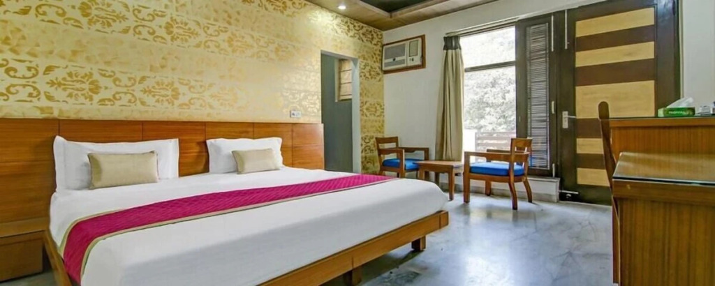 FabHotel Anand Villa