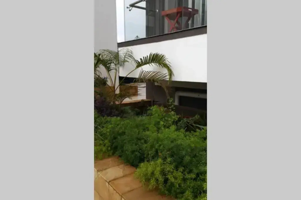 Lovely modern cozy private one bedroom apartment
