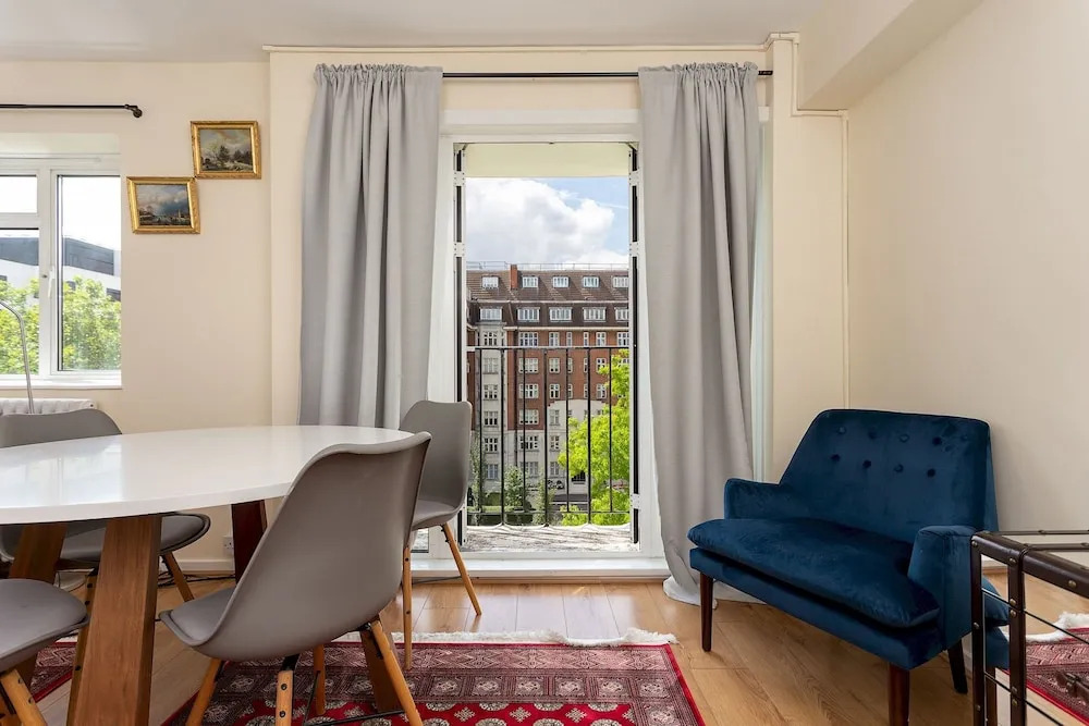 3 Bedroom Apartment In St Johns Wood