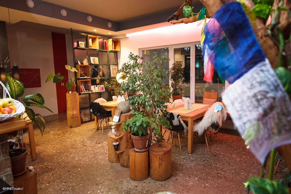 HOTEL Pyramid Lodge