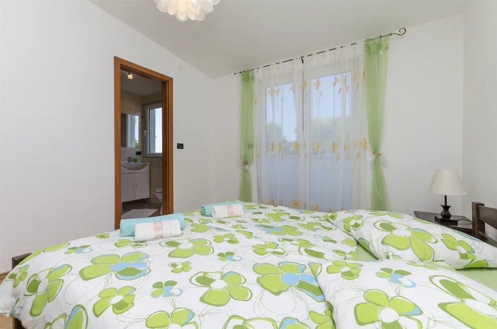 Apartments Sinisa