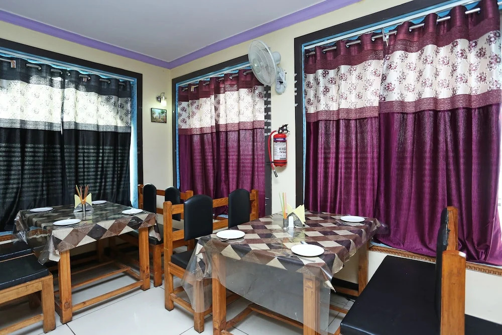 Shri Ganesh Hotel
