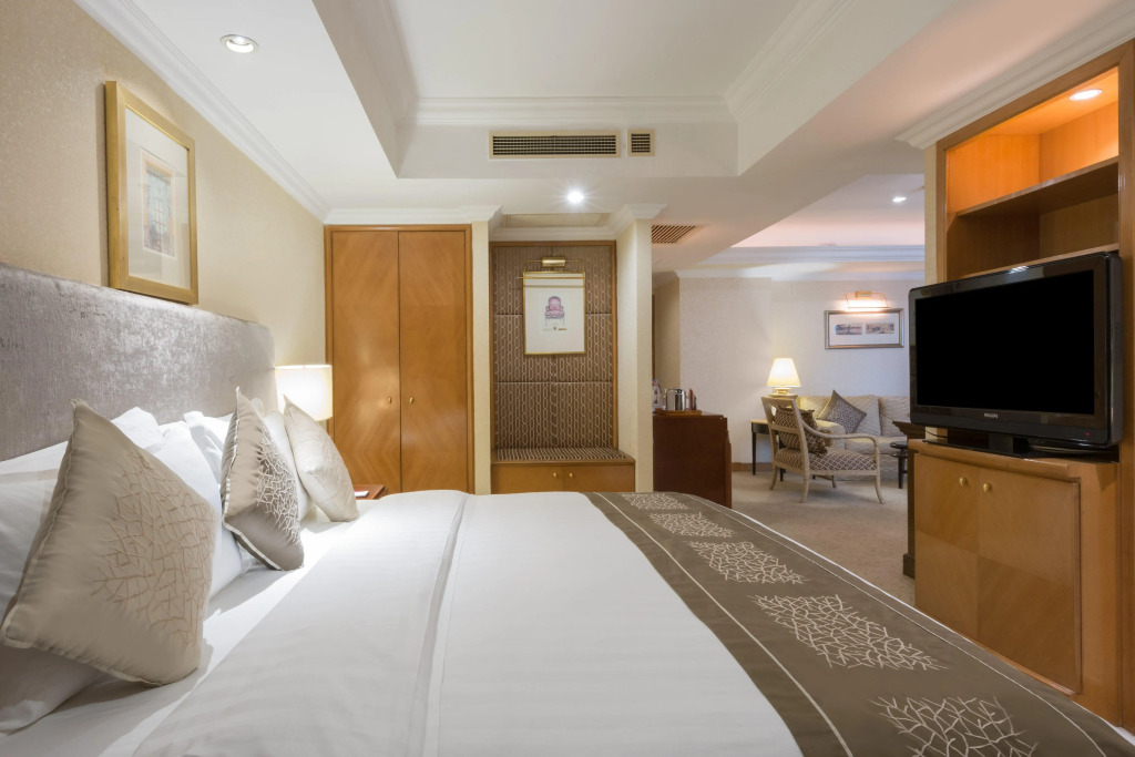 Crowne Plaza Qingdao by IHG