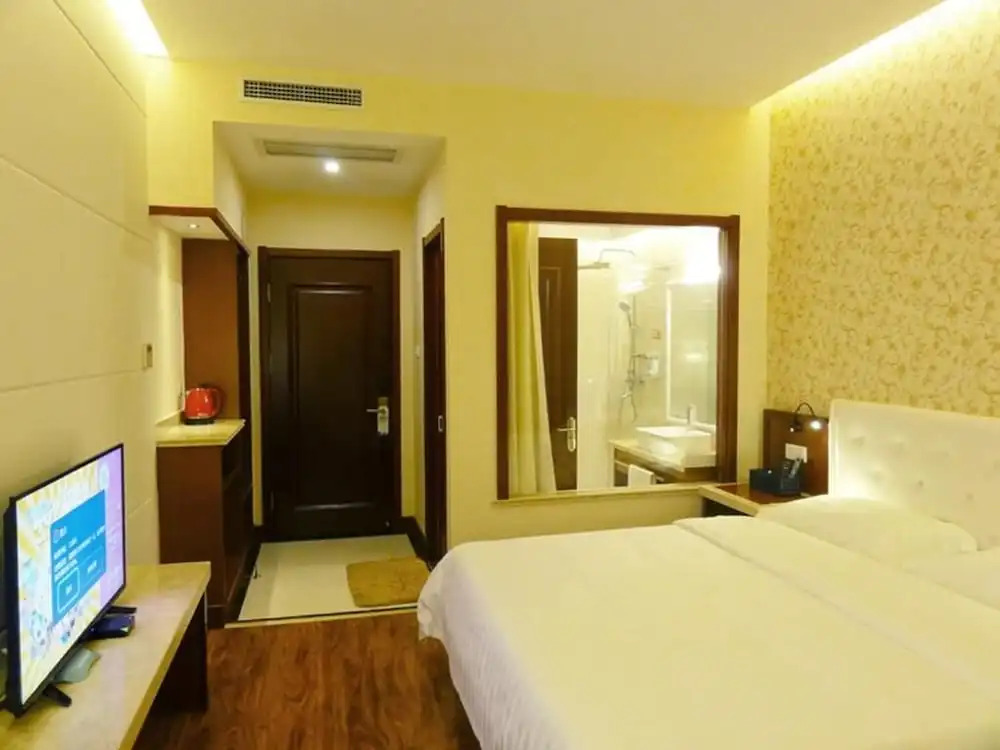 Hua Qi Kaiserdom Hotel Zhongshan Road St Michaels Cathedral and Zhanqiao Pier Qingdao