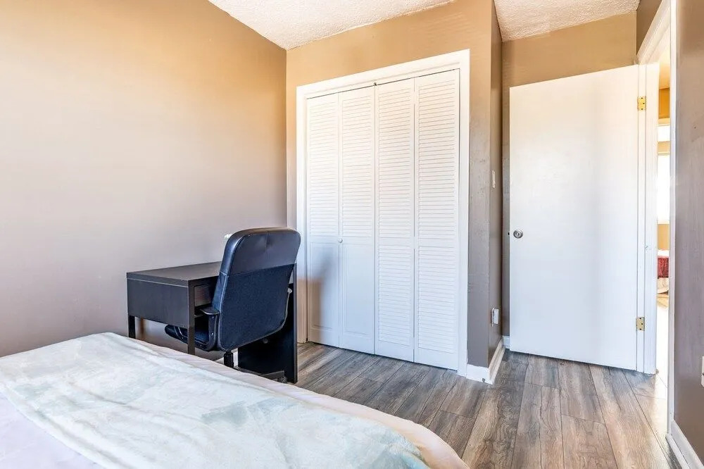 Charming 3BR House Cozysuites Pool Table