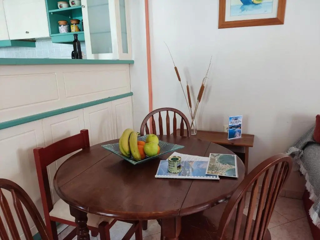 ANASSA HOME A Spacious Cretan House Next To The Sea, Family and Couple Friendly with Terrace in Makry Gialos & Ierapetra