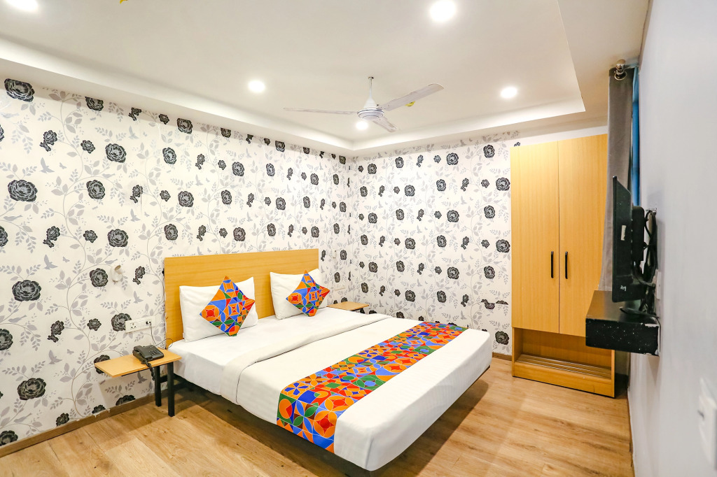 FabHotel Blusky