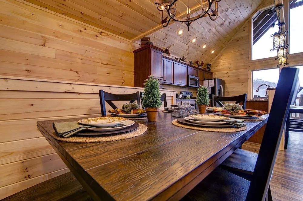 Critter Cove 2 Bedrooms 2 Bathrooms Home