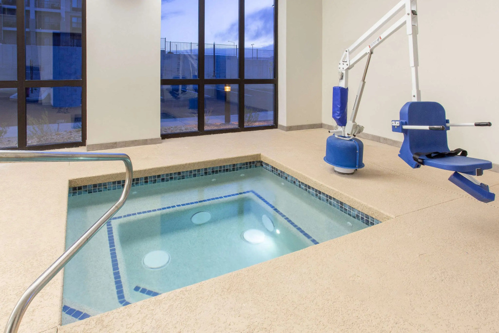 Garner Hotel Page - Lake Powell Area by IHG