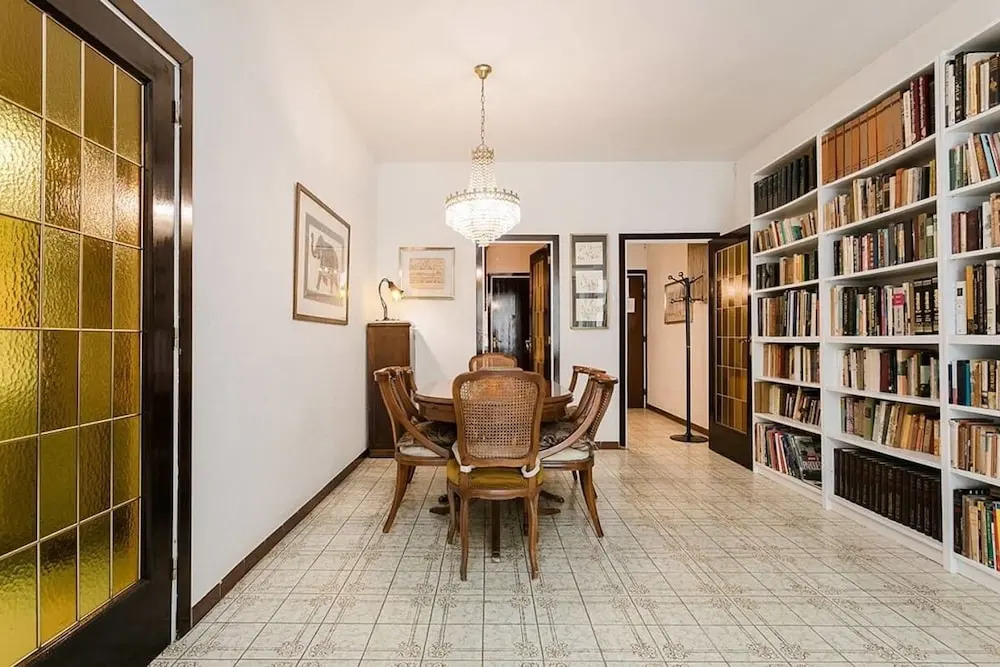 Vintage 3bed/2bath With big Terrace in Eixample
