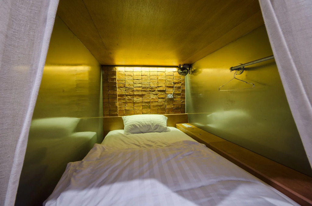 Siam Plug In Hostel