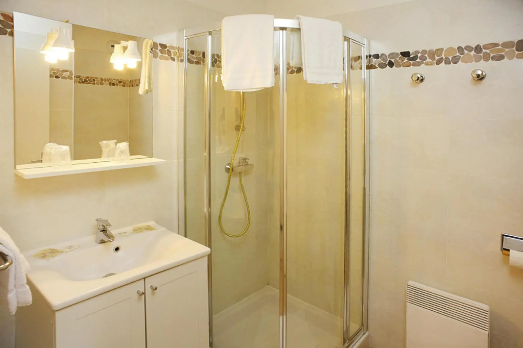 Res Le Vieux Moulin Ile Rousse, Apartment for 4 pers