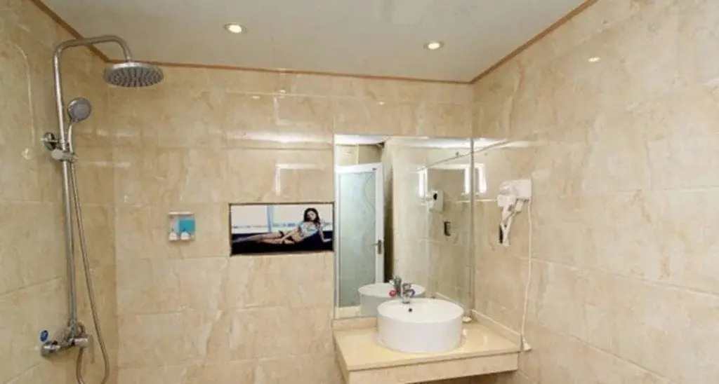 Xinjindu Hotel