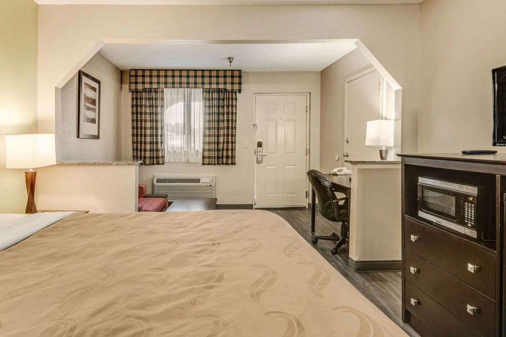 Quality Inn & Suites Dublin