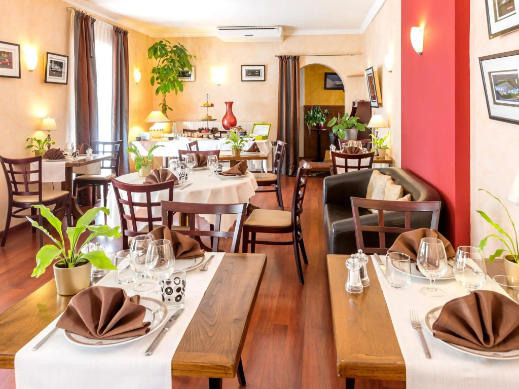 Logis Hôtel & Restaurant dAngleterre