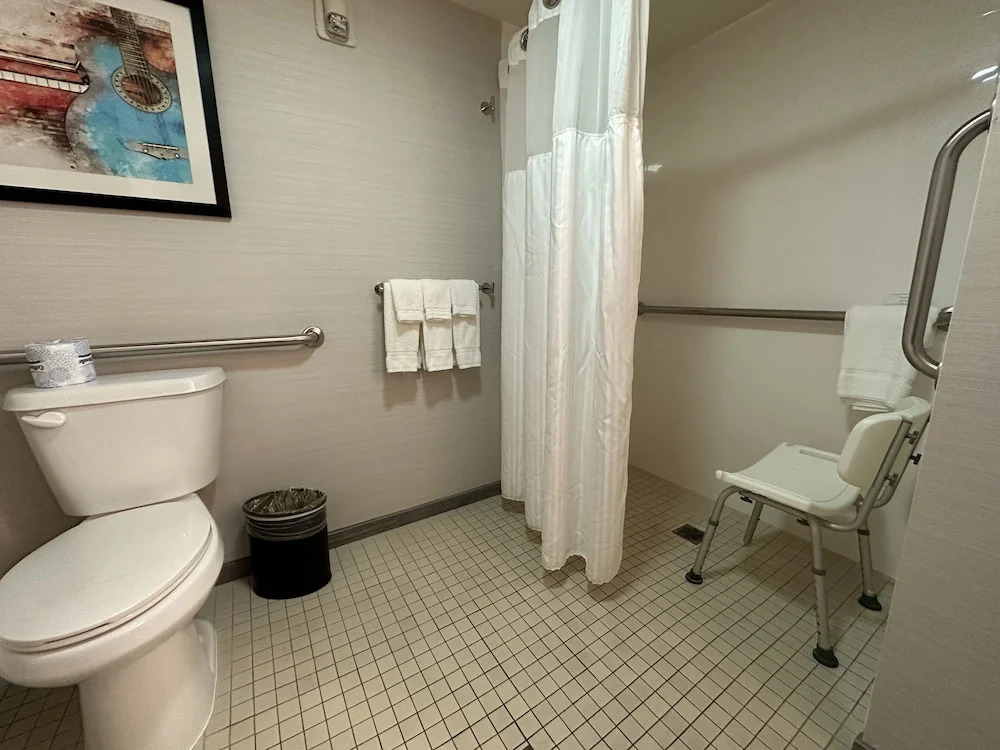 Crowne Plaza Nashville Airport by IHG