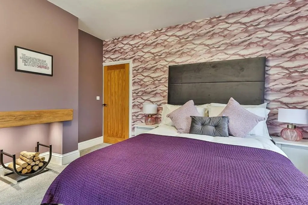 Luxury Spacious Pad with Games Room
