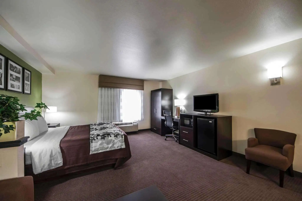 Sleep Inn & Suites Tulsa Central I-44