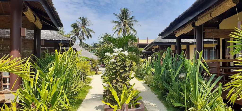 Jonas and Twins Resort