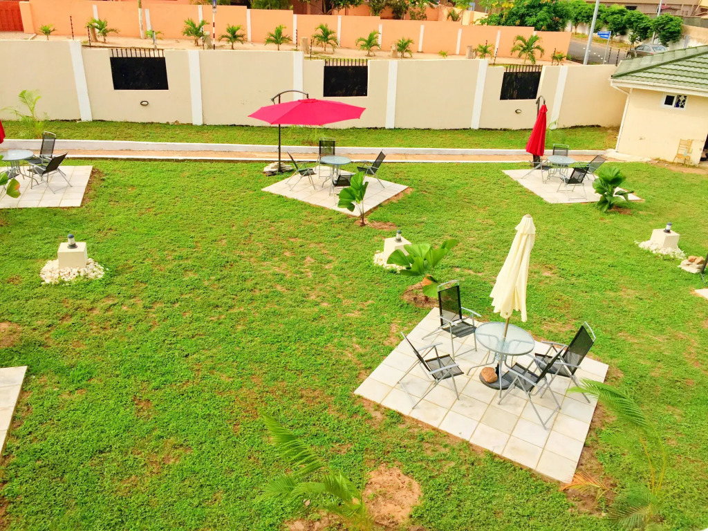 Empire Apartment Hotel