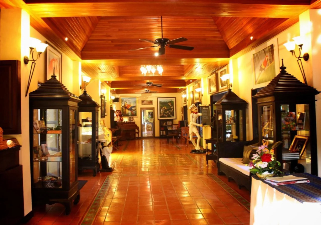 Phuwanalee Resort