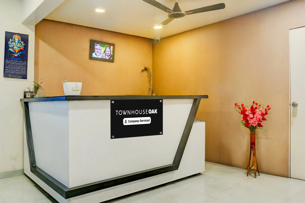 Super Townhouse Oak Viman Nagar Formerly Kuber Inn