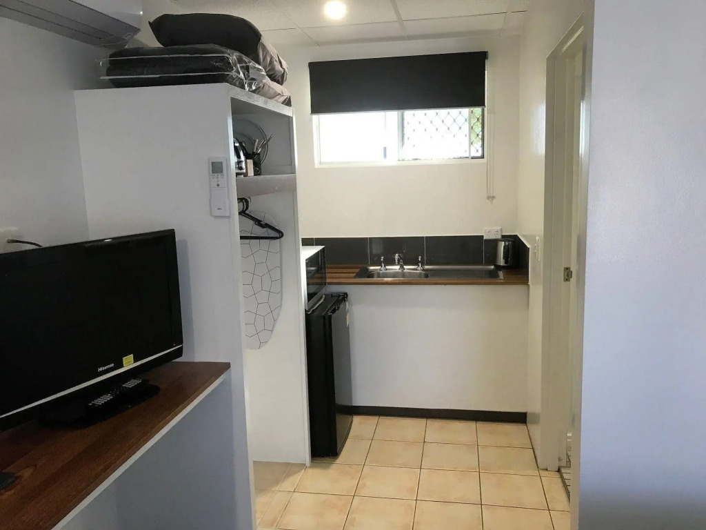 Cooks Endeavour Motor Inn Tweed Heads near Gold Coast Airport