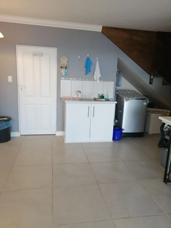 Beach House On 18p Repens