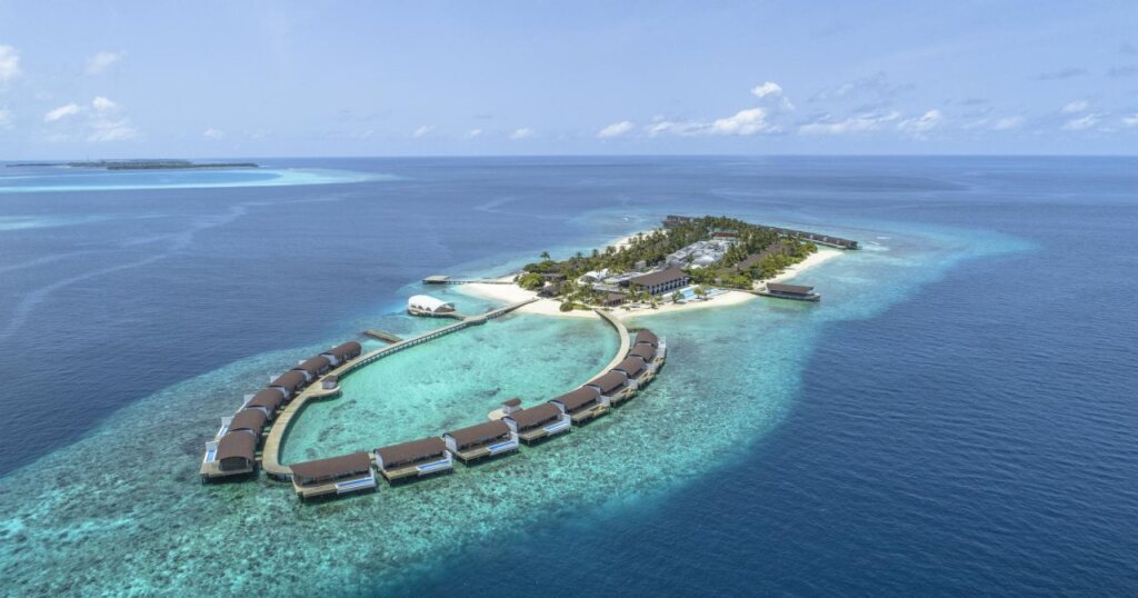Курорт The Westin Maldives Miriandhoo