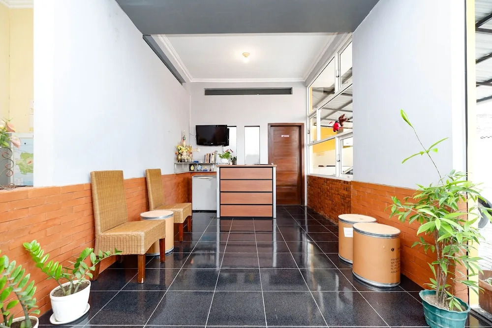 Hotel O Solo Point Guest House Syariah