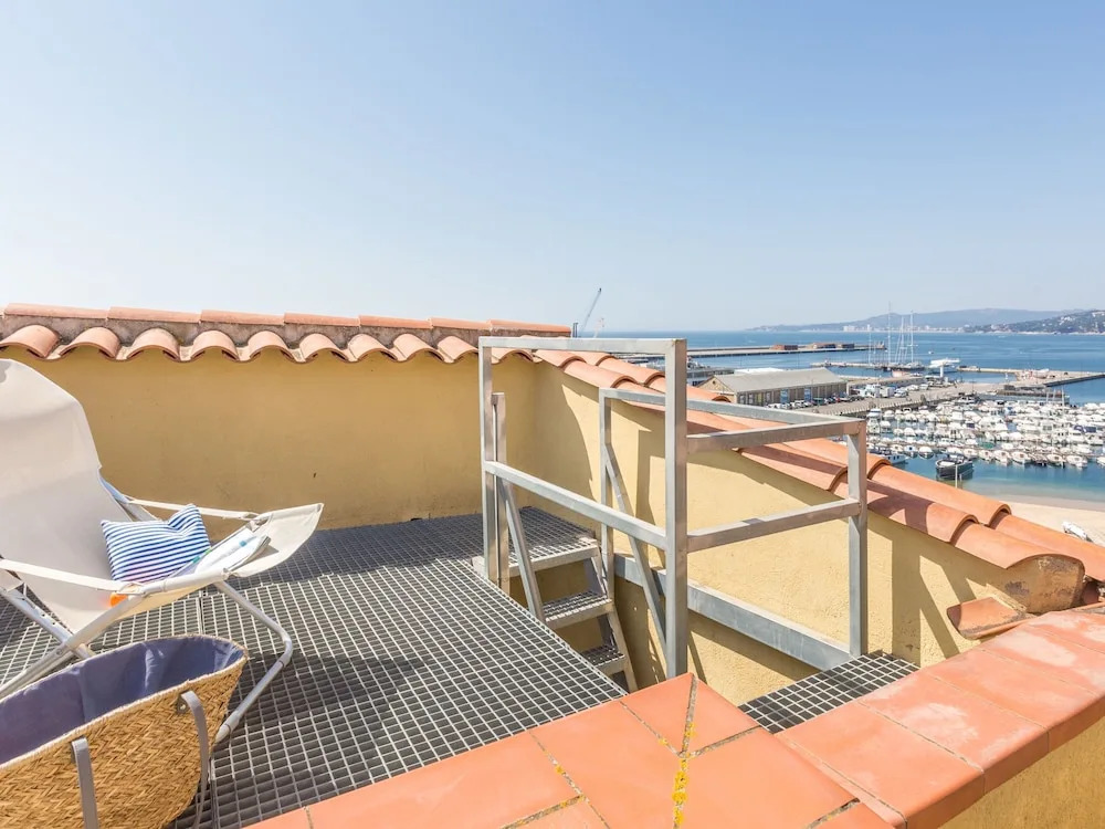 Nice and Modern Apartment in the Center of Palamós Near the Beach