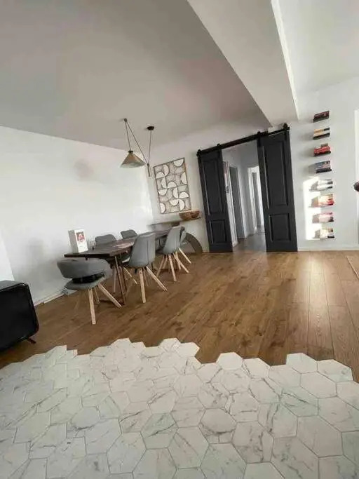 Modern 2-bedroom apartment in new residence