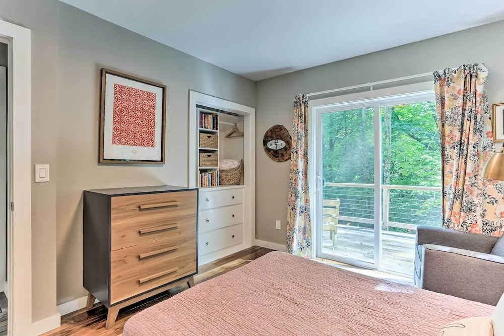 Cozy White Lake Home w/ Patio, Deck & Grill!