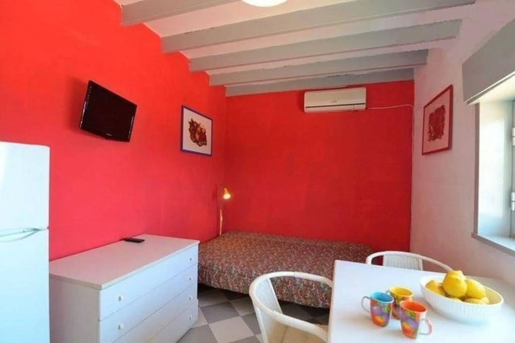Comeinsicily - Rocce Nere