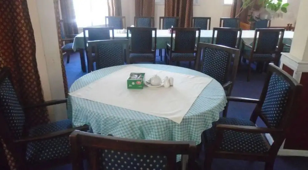 Hotel Riveria