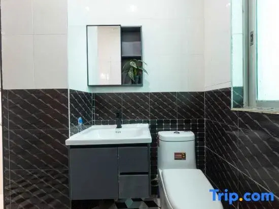 Guangzhou Junle Hotel (Zhucun Metro Station Branch)