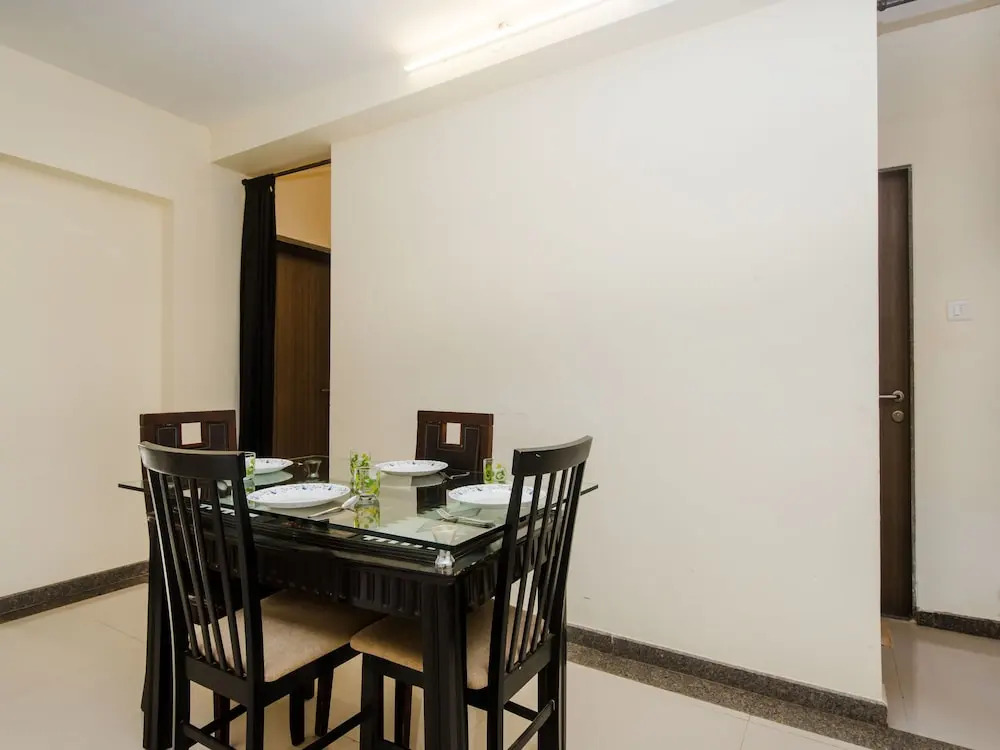 OYO 13002 Goregaon West