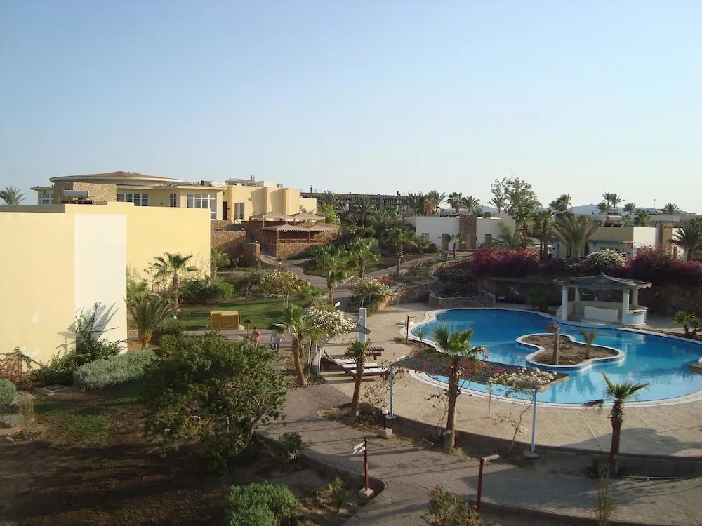 Solitaire Resort