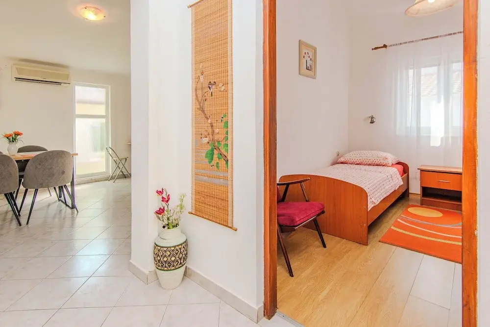 Apartment Semak