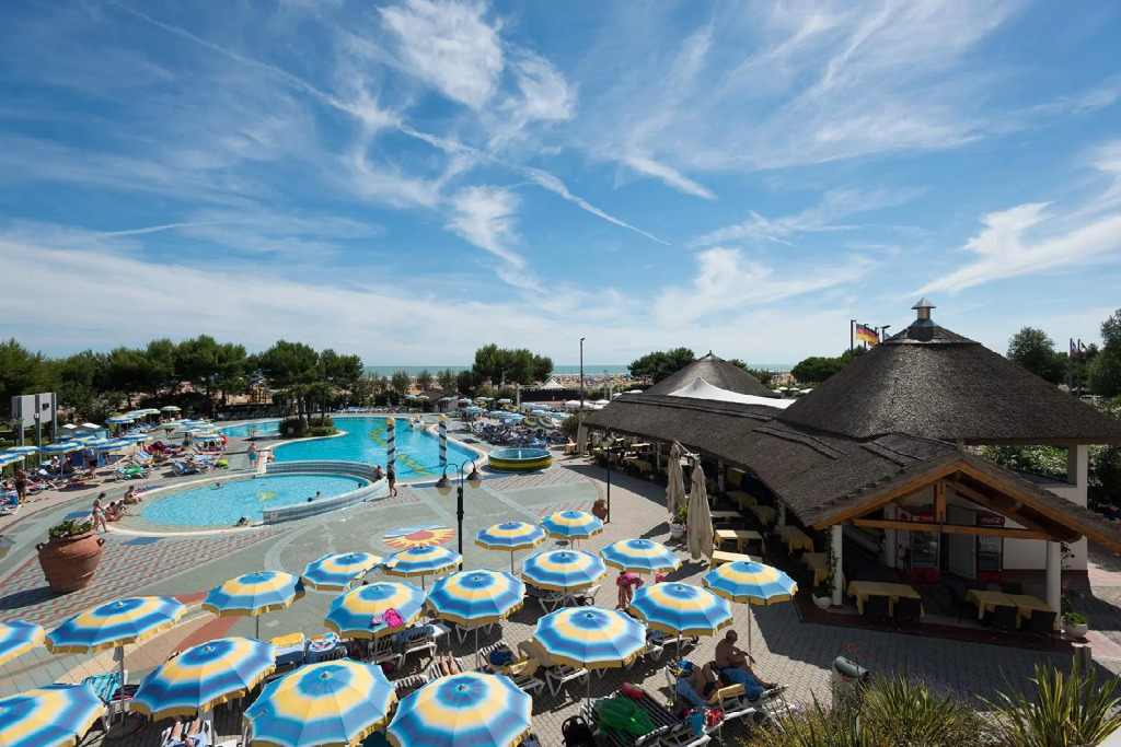 Aparthotel Holiday
