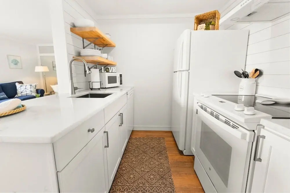 Hoosier Holiday 1 Bedroom Condo by RedAwning