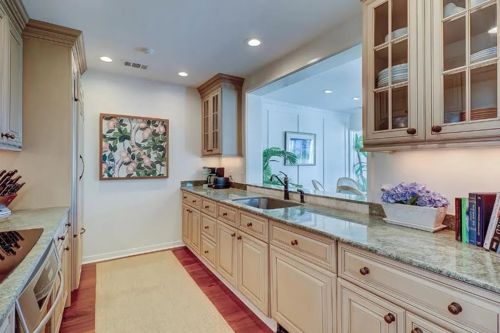 19 Mizzenmast 3 BR Harbourtown Sea Pines