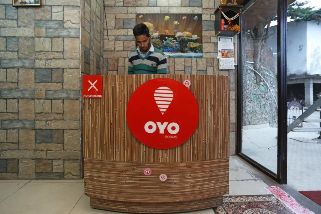 OYO Flagship 70210 Long View